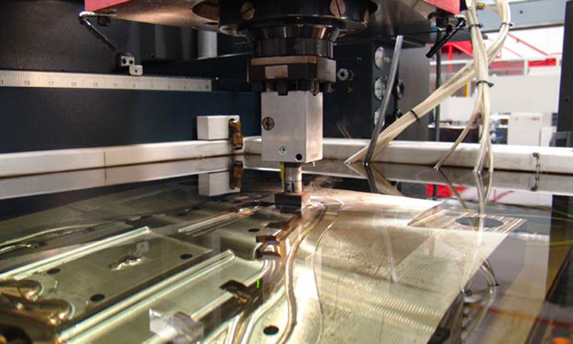 Elettroerosione: Electrical discharge machining (EDM) - ASV Shop